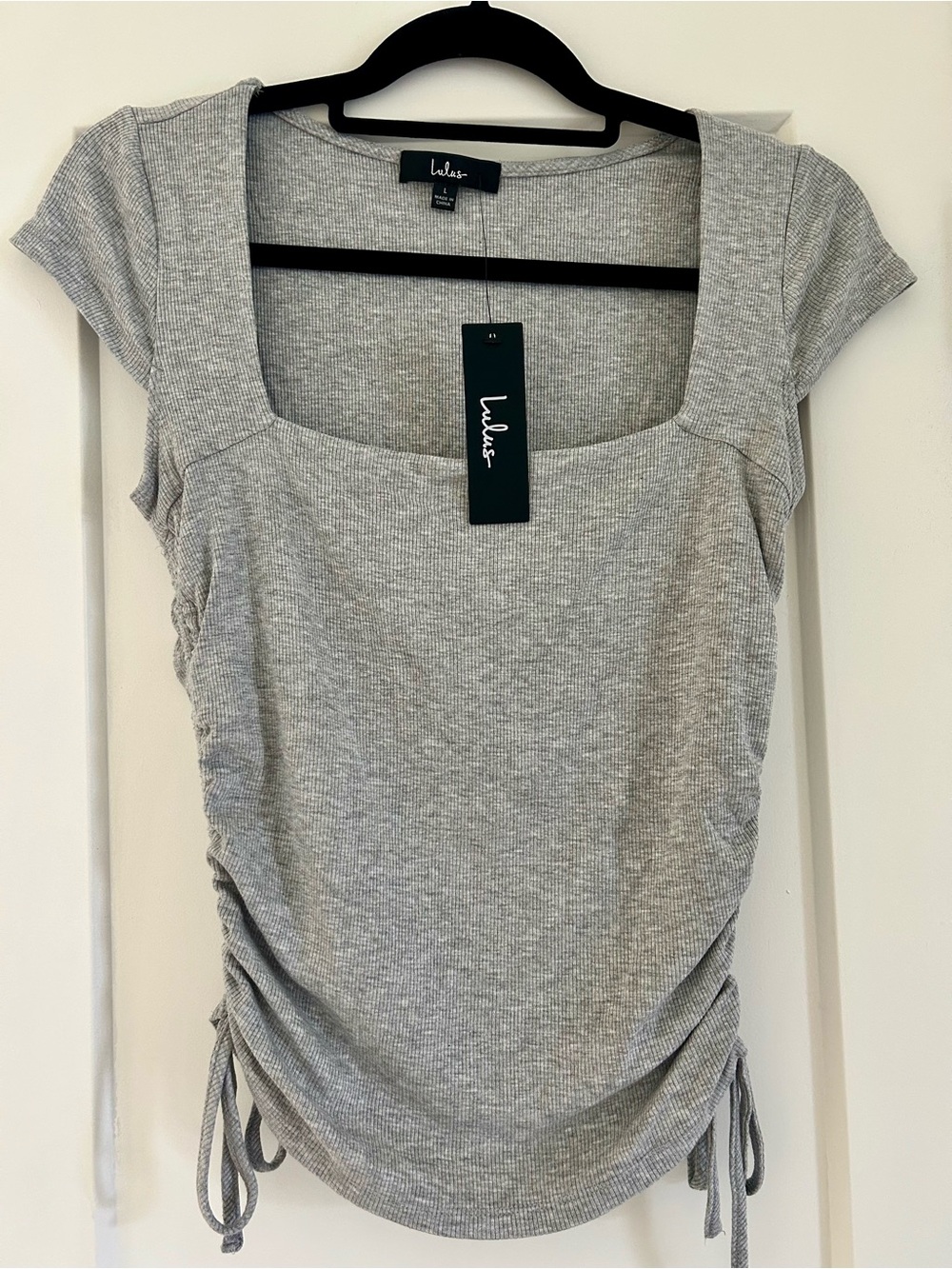 Lulu's Light Gray Ribbed Square-Neck ruched Side-Tie